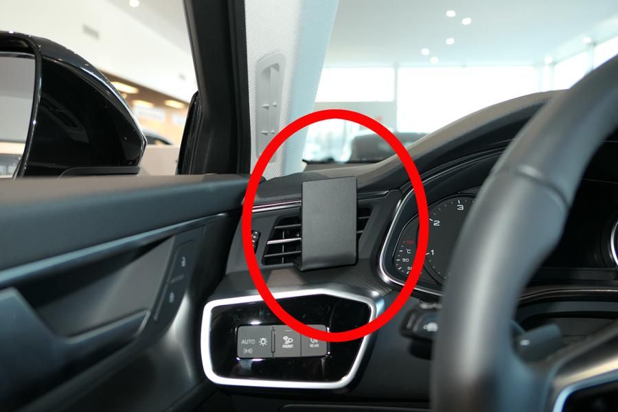 Proclip Audi A6/A7/S6 19- Left mount