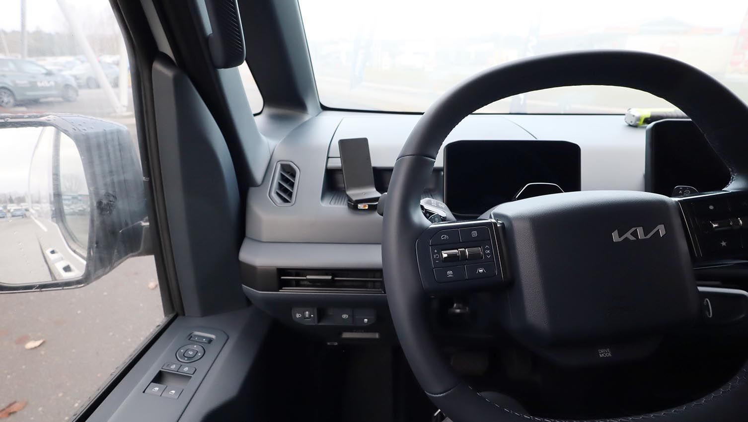 Proclip Kia PV5 passenger/PV5 cargo 25- Left mount