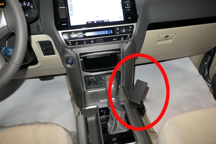 Proclip Toyota LandCruiser 150 22-23 Console mount