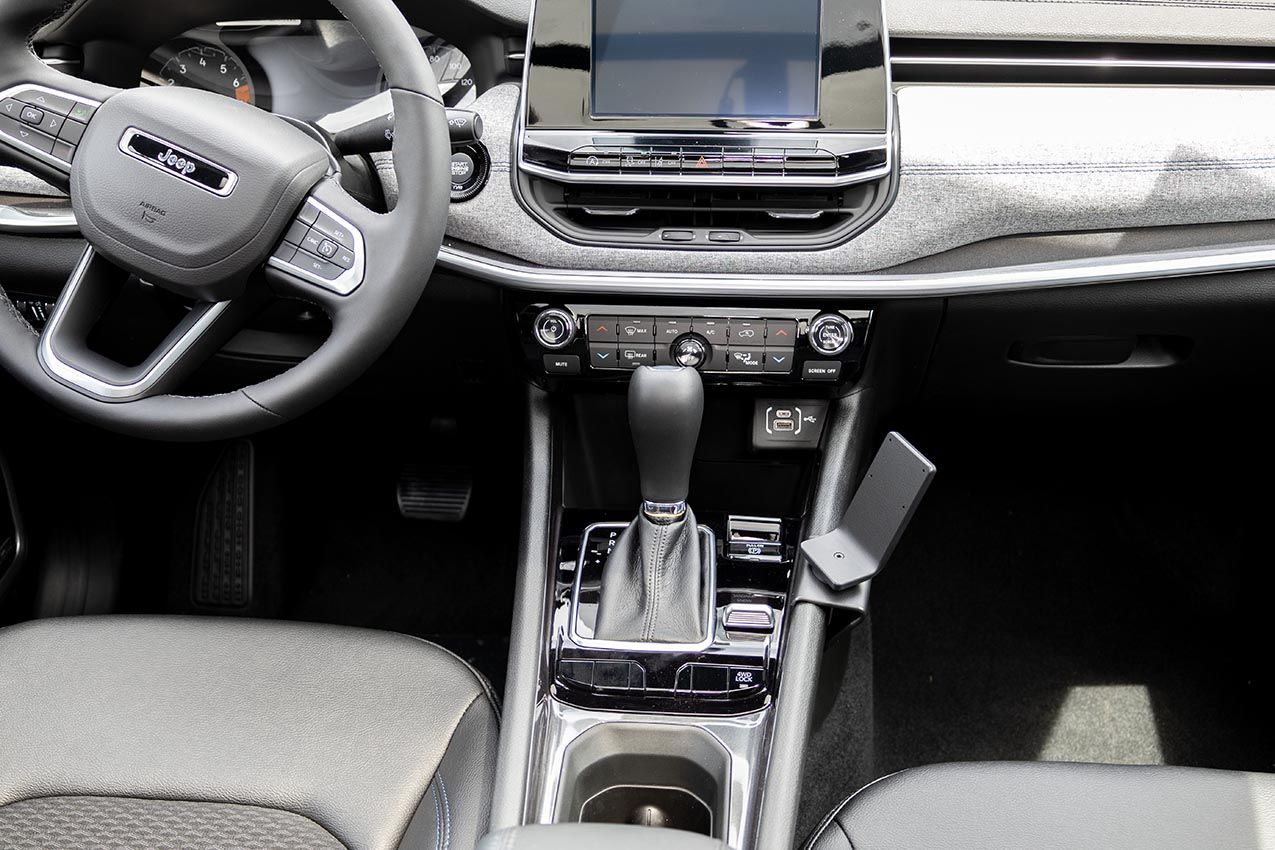 Proclip Jeep Compass 22- Console mount