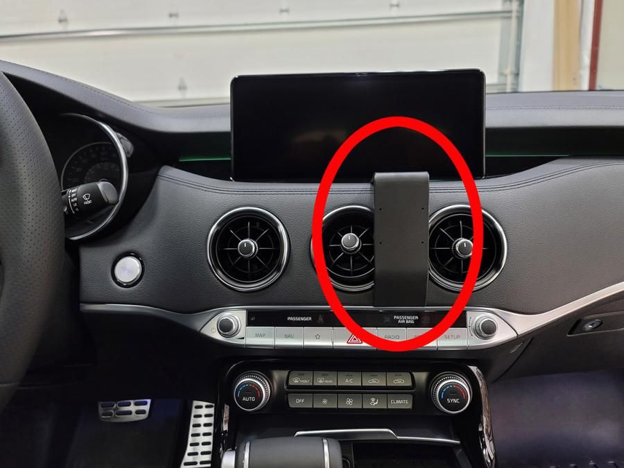 Proclip Kia Stinger 18-23 Center mount