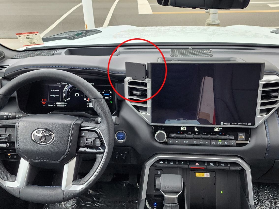 Proclip Toyota Tundra 22- USA Center mount