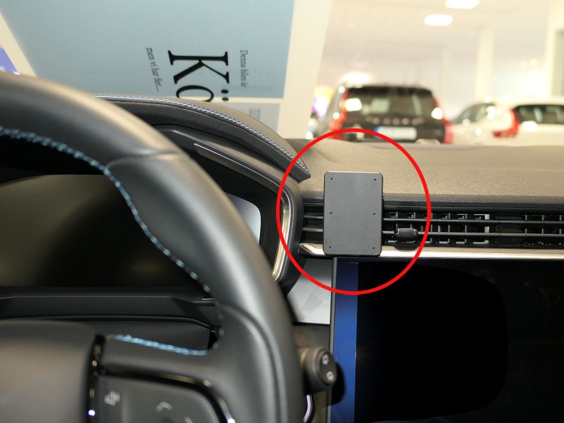 Proclip Lynk & Co 01 21- Center mount