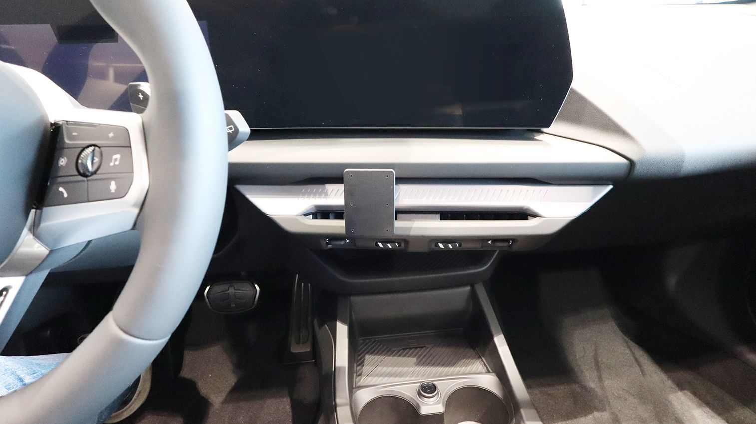 Proclip BMW 1-series F70 25- Center mount