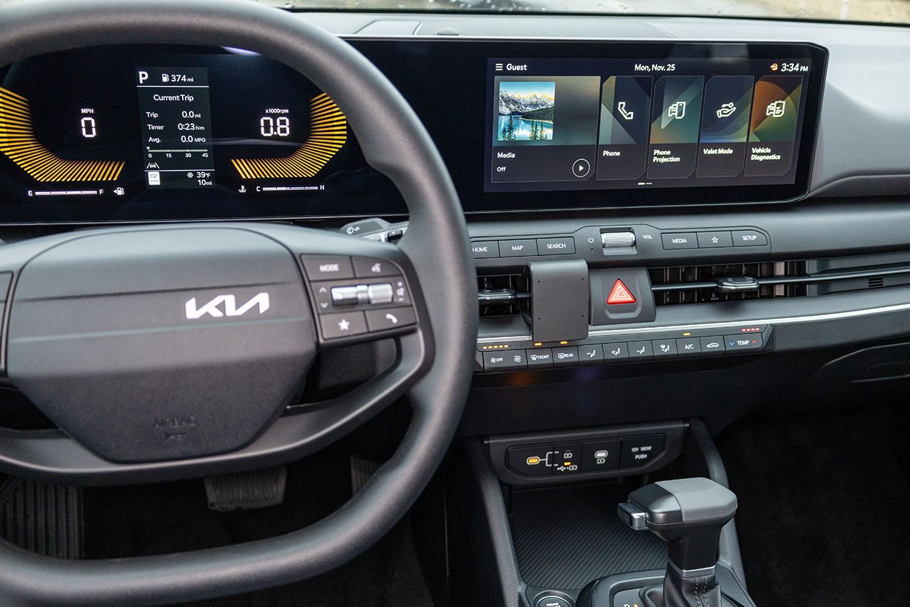 Proclip Kia K4 25- Center mount