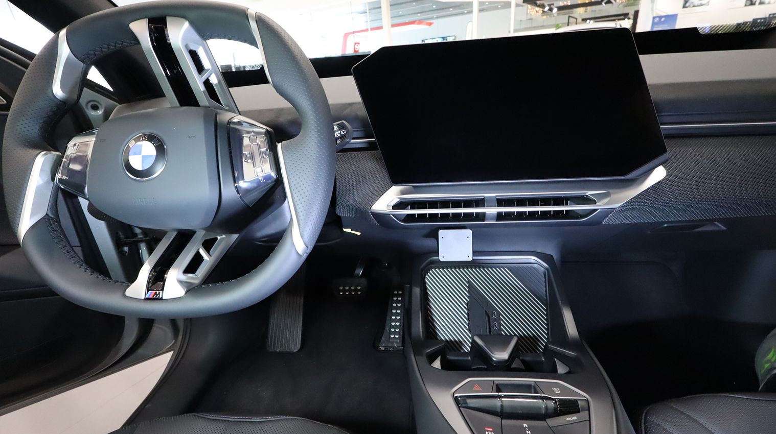 Proclip BMW iX3 26- Center mount